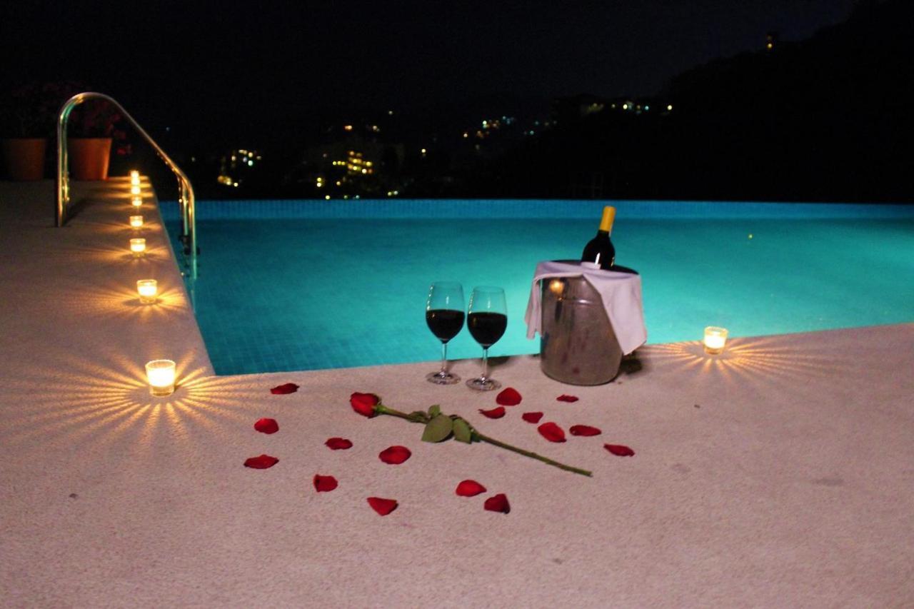 Sunset House Zihuatanejo Aparthotel Exterior photo